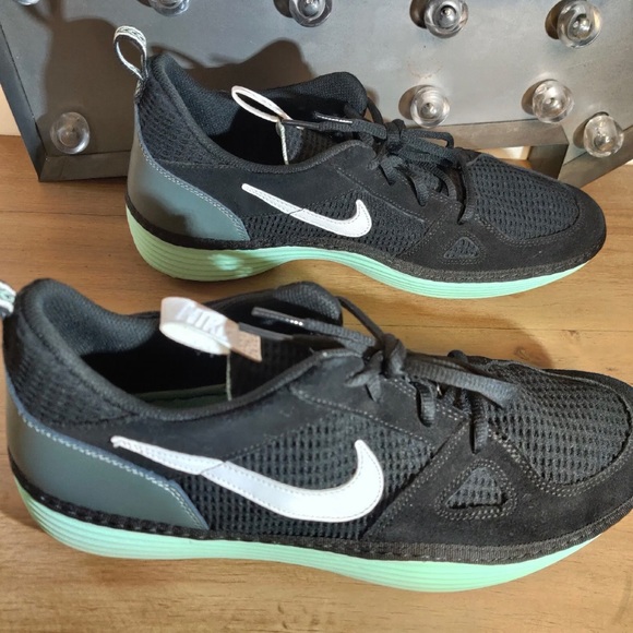 Nike Solarsoft Running Shoes Mens Size 11 US Black Bomber Grey Teal 631409-010 - Picture 6 of 11